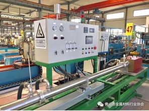 執行會長李強率隊參觀重慶巨源不銹鋼梁平工廠與智博會源巨源不銹鋼水管展臺，共話不銹鋼產業數字化未來